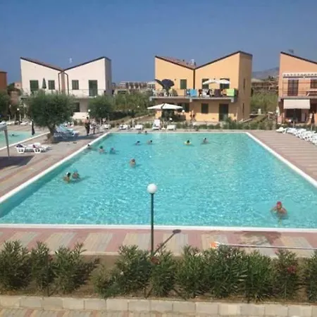 Üdülőpark Cento Pini